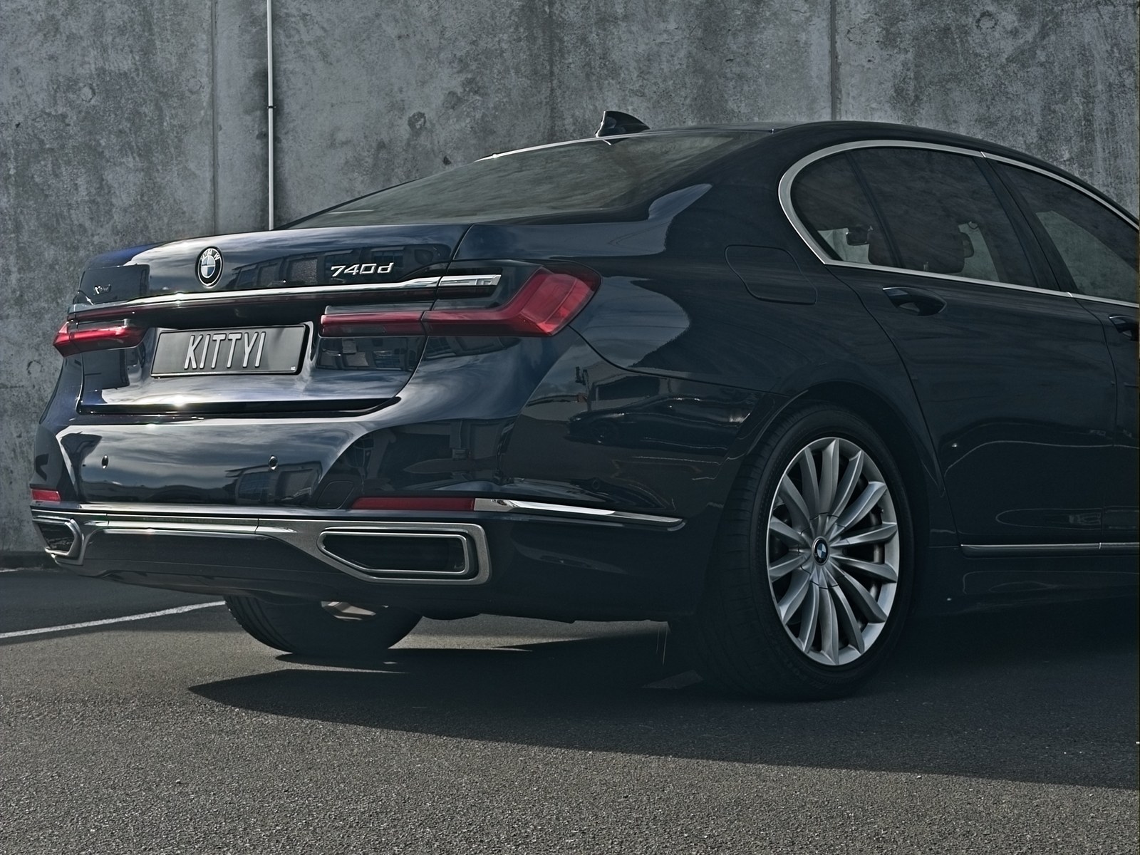 BMW 740d, photo 9