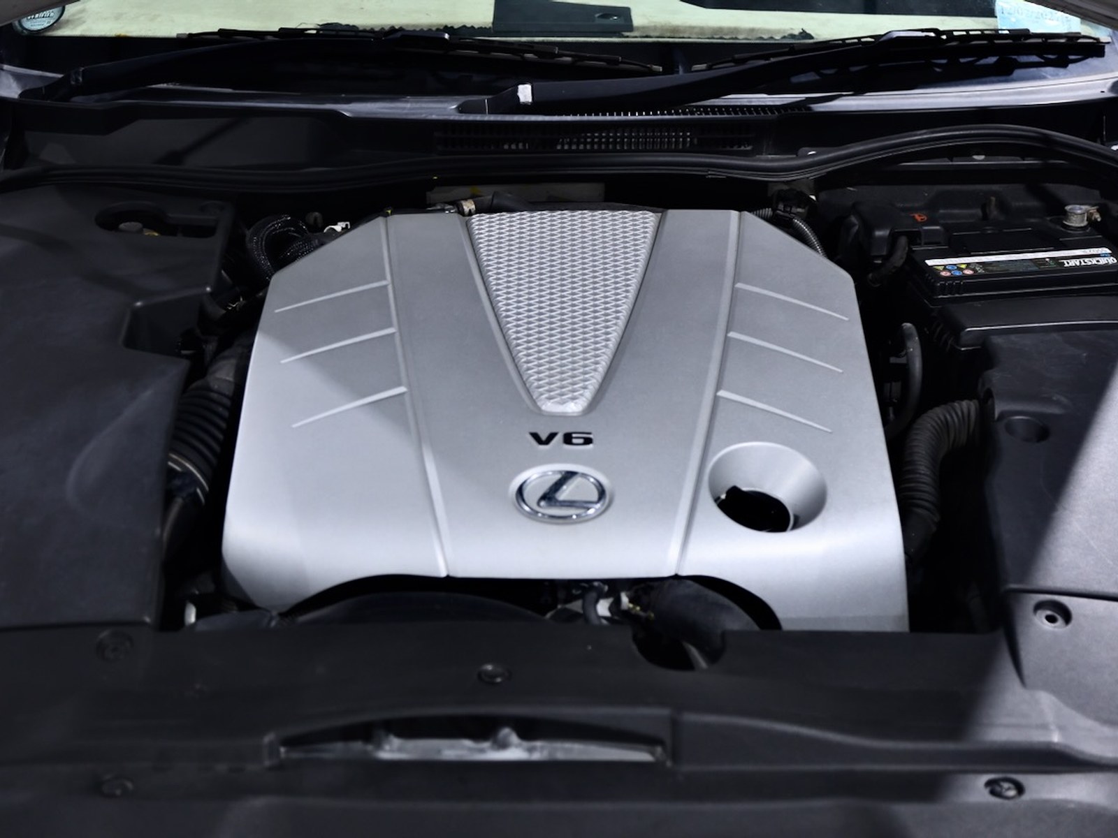 2006 Lexus IS350, photo 2