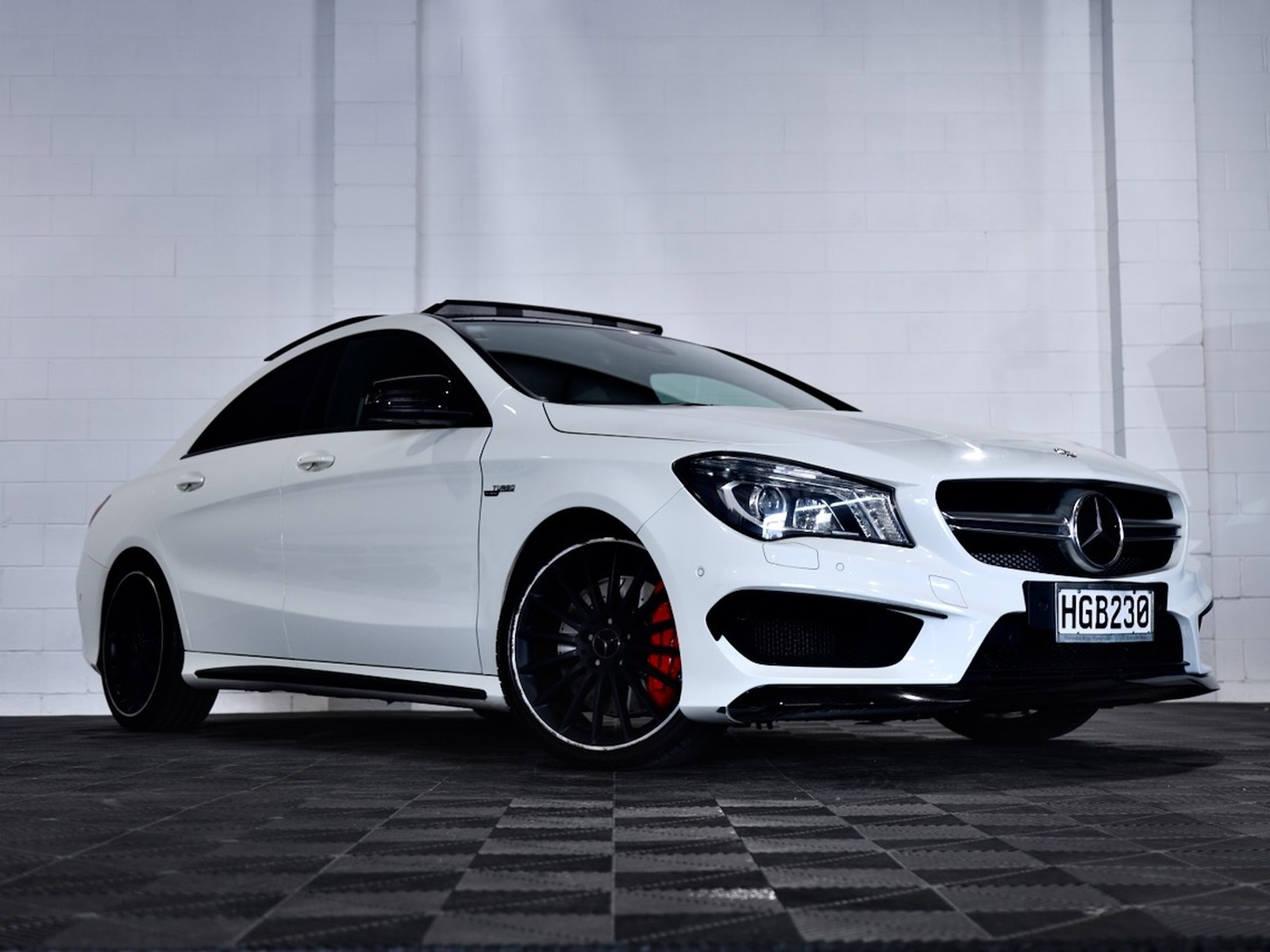 2014 Mercedes-Benz CLA45 AMG