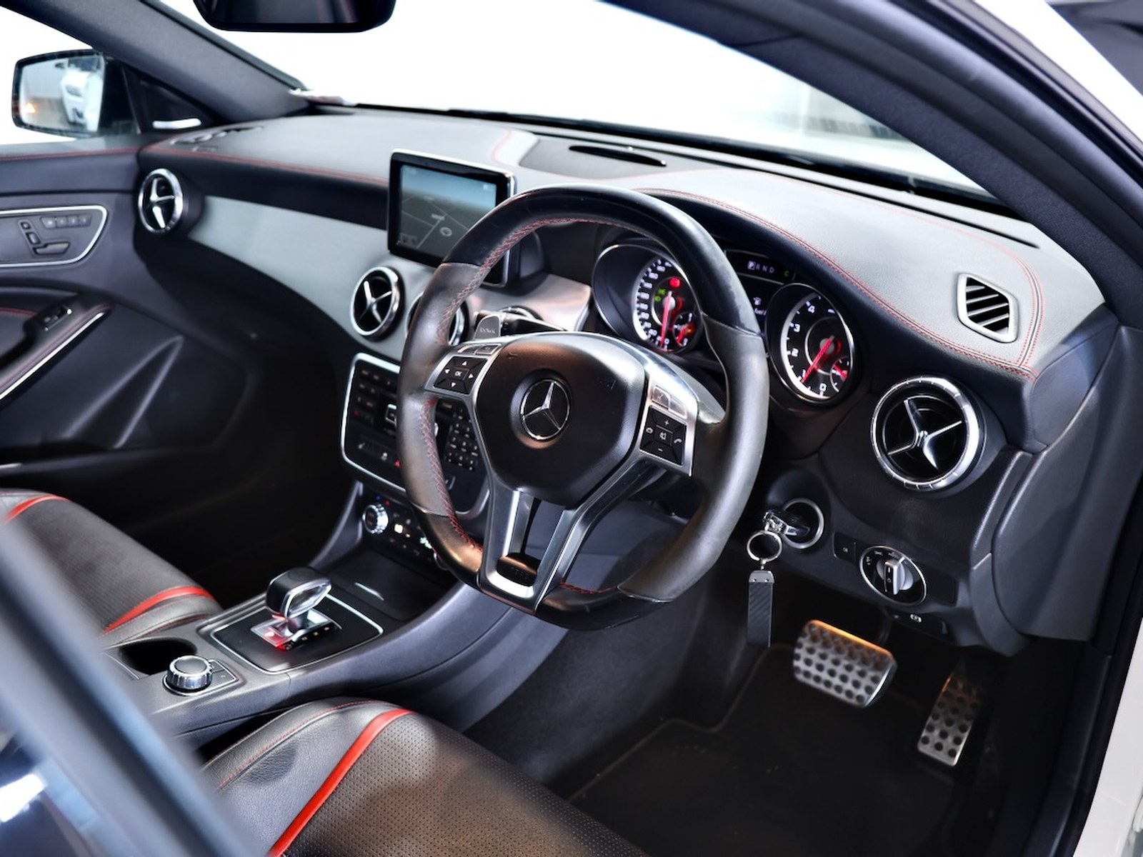 2014 Mercedes-Benz CLA45 AMG, photo 17