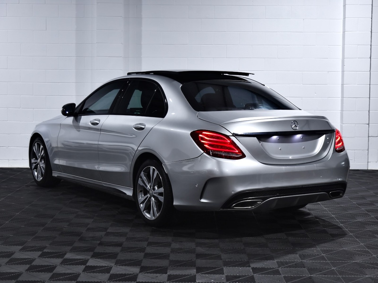 2015 Mercedes-Benz C200, photo 15