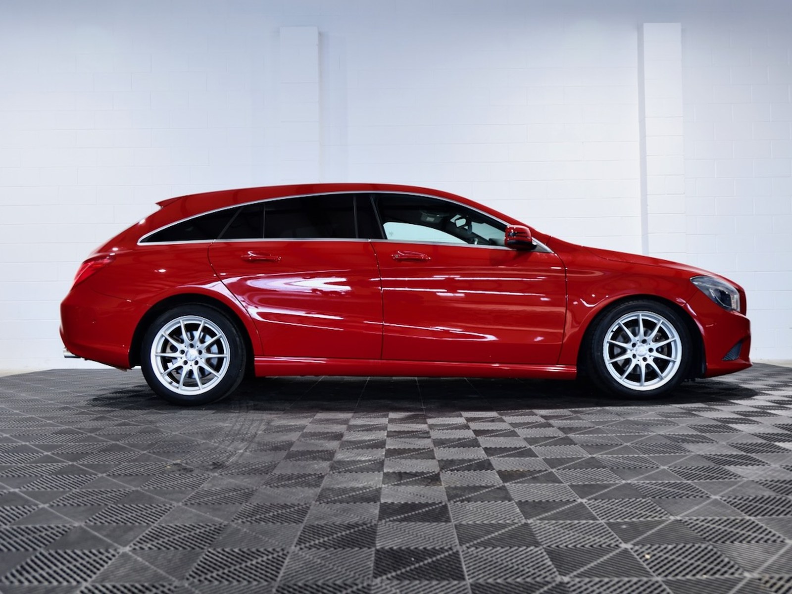 2016 Mercedes-Benz CLA180, photo 9