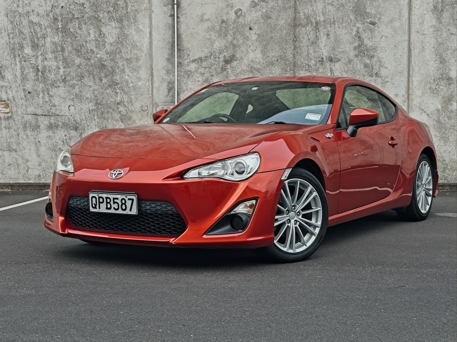 Toyota GT86 in orange, photo 2